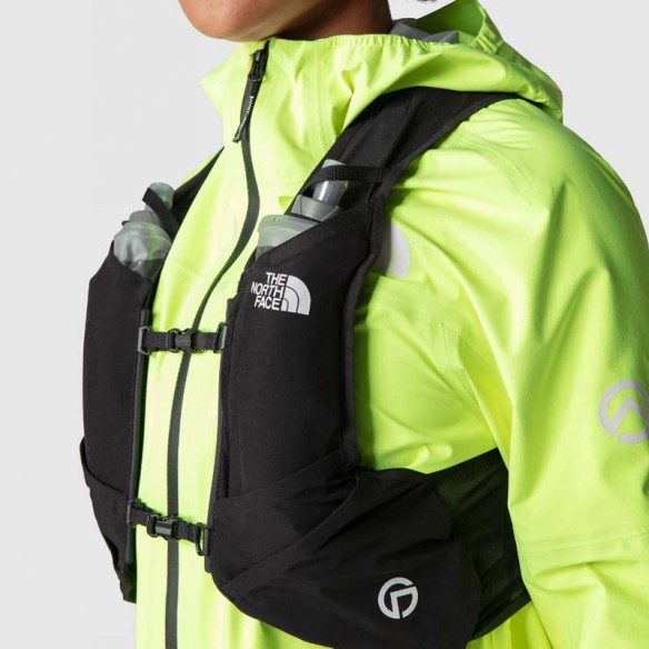 Mochilas trail running: The North Face race vest (95€/8L/325gr